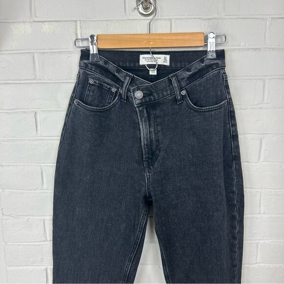Abercrombie & Fitch Curve Love The 90s Slim Straight Cross Waist Jean Size 24 - Picture 4 of 10